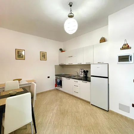 شقة Residenza Lumturi *