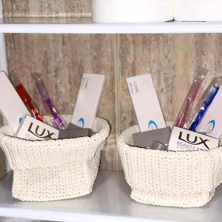 Residenza Lumturi アパート ドゥラス