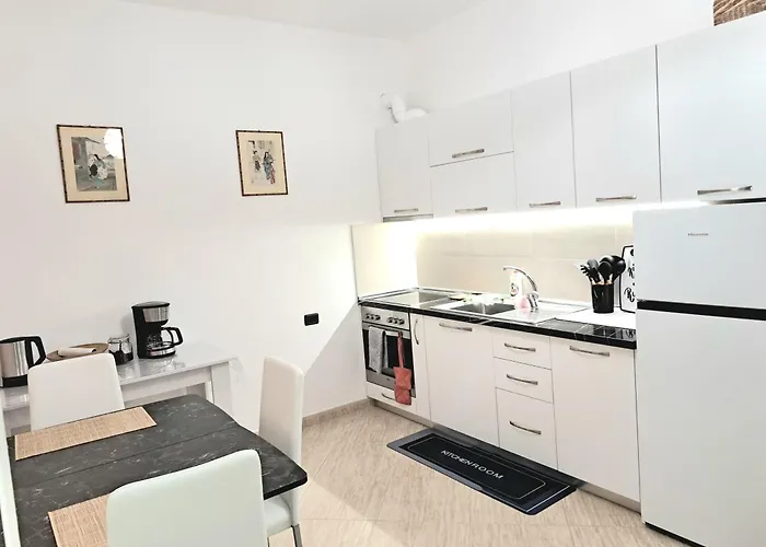 Residenza Lumturi 아파트 Durrës